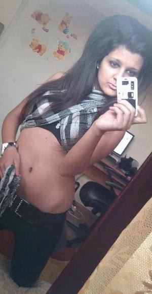Meet Viviana from New York (21) | Discreet Adult Dating