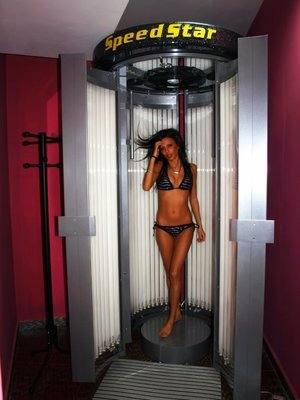 Dorothy, 21, Minnesota | Younger Adult Woman Seeking Older Men