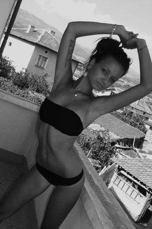 Photo of Anne, 20, adult dating profile from New York