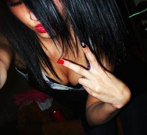 Chat with Sophia (29) in Maine | Casual Dating Profile