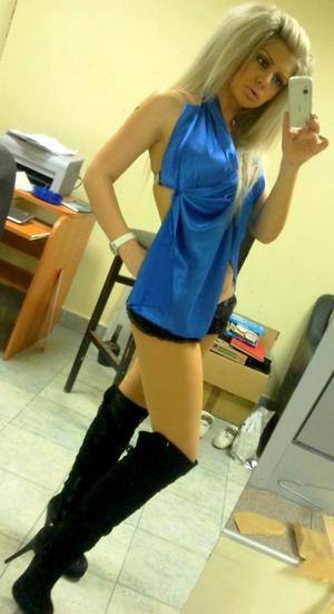 Charlie, 25 | New York Casual Dating for Mature Men