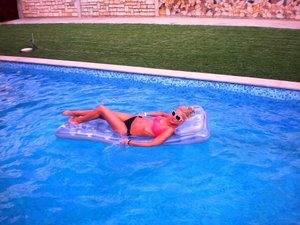 Ellie (23) in Alberta | Direct Adult Encounters