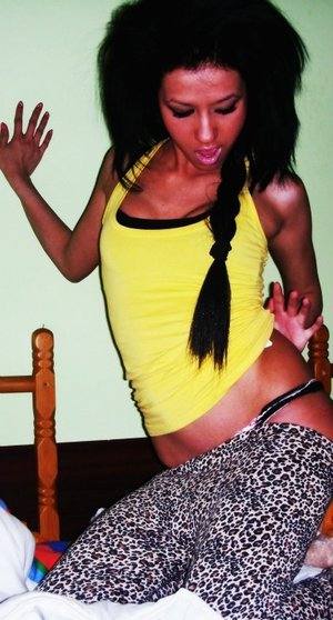 Photo of Mikaela (28), adult profile in Toronto, ONT