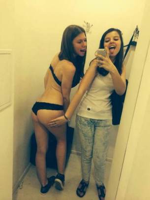 Elena (19), local adult profile photo in Virginia Beach, VA