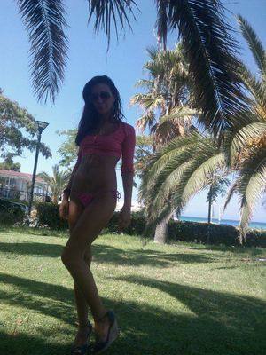 Melinda, 22, Ontario | No-Nonsense Hookup Profile