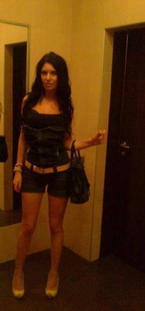 Photo of Stacy (23) from Warrenton, VA dating profile