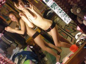 Meet Angela (20) from California | Explicit Casual Dating