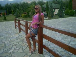 Meet Naomi (21) from Puerto Rico | Explicit Casual Dating