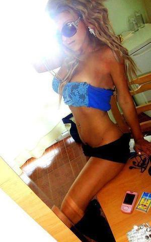 Meet Layla (25) from California | Explicit Casual Dating