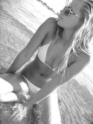 Nia, 30, Ontario | No-Nonsense Hookup Profile