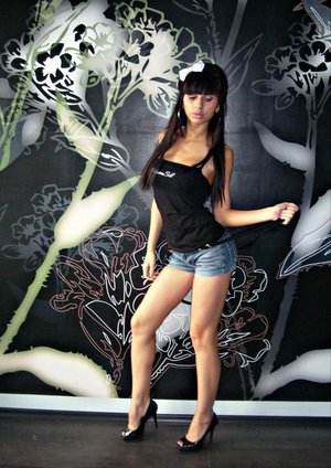 Angelique (23) from Bakersfield, CA profile image