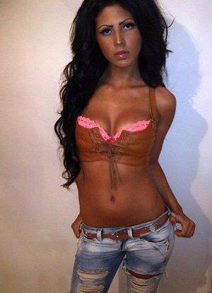 Gabrielle, age 19, Virginia Beach, VA profile picture