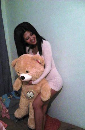 Connect with Cayla (27) | Ontario Adult Fun