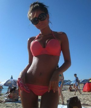Jule is a cheater looking for a guy like you!