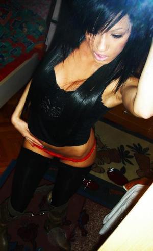 Meet local singles like Leonida from South Dakota who want to fuck tonight