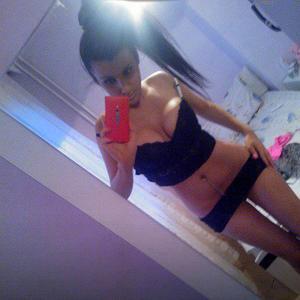 Jakayla from Florida is looking for adult webcam chat