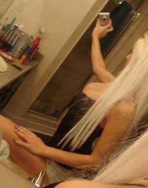 Delcie from Nebraska is looking for adult webcam chat