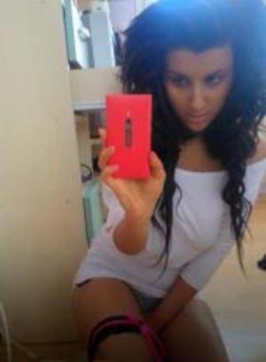 Neida is a cheater looking for a guy like you!