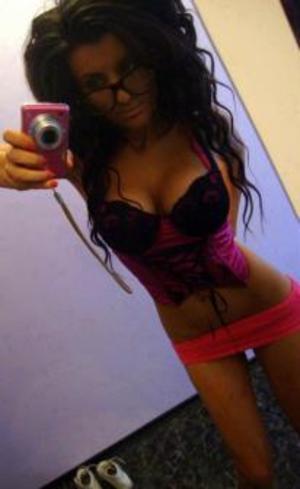 Donya from New Jersey is looking for adult webcam chat