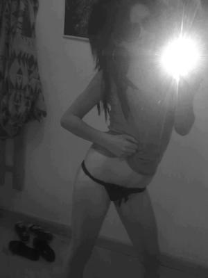 Sadie from Michigan is looking for adult webcam chat