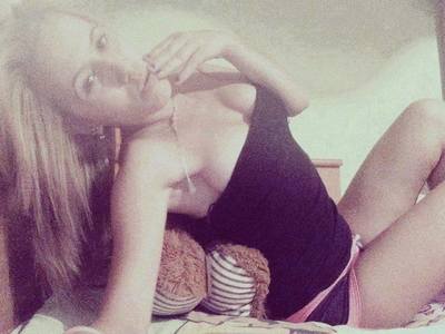 Shelia from Indiana is looking for adult webcam chat