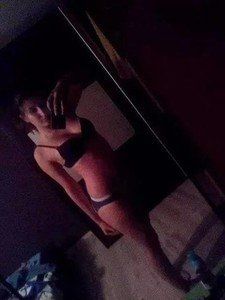 Meet local singles like Lauryn from California who want to fuck tonight