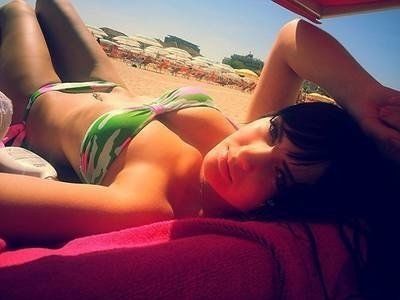 Azaria from Delaware is looking for adult webcam chat