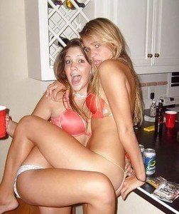 Anya (21), Flirty Maine Girl Wants to Meet
